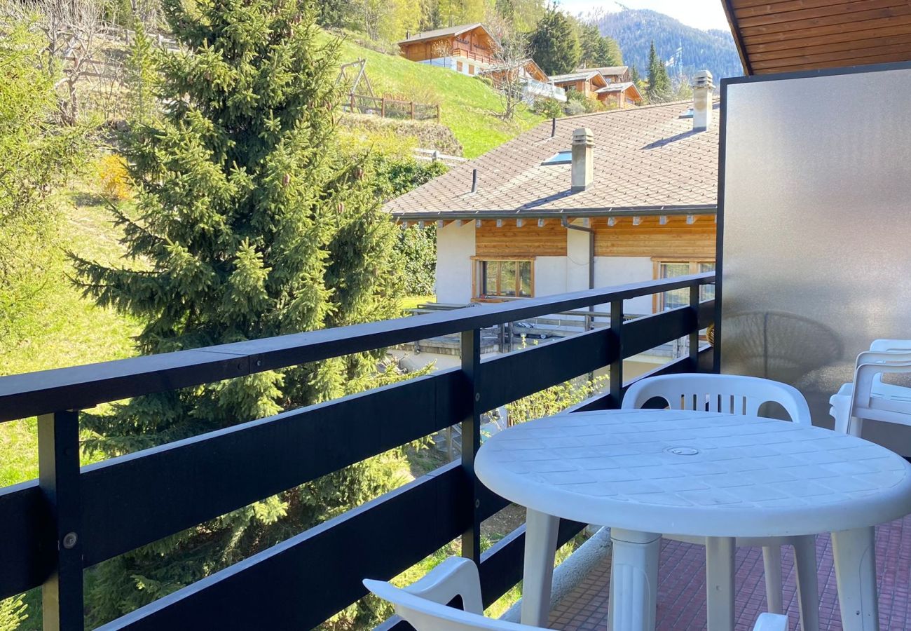 Balkon Wohnung Ramuge A 045, in Veysonnaz in der Schweiz 