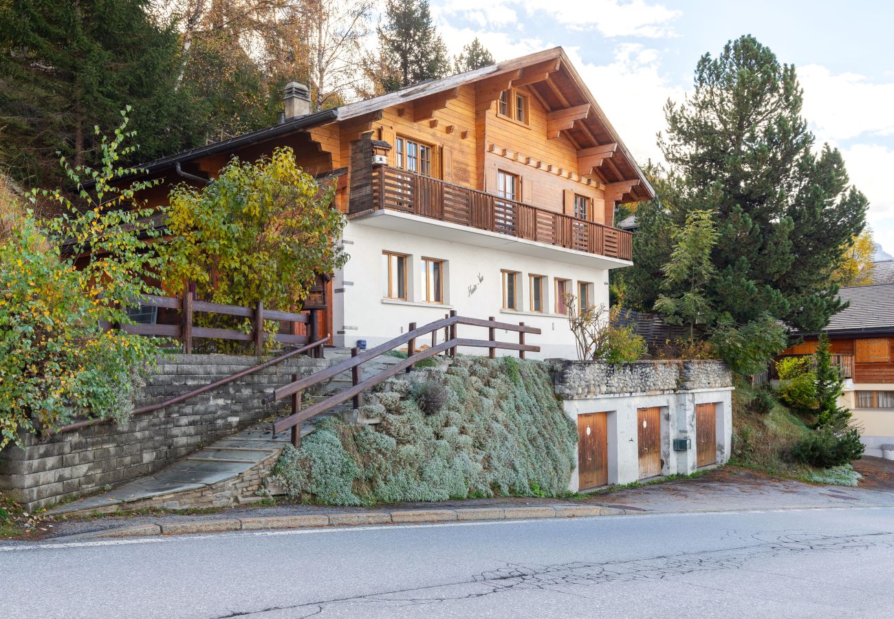 Fassade Chalet Haute Vue in Veysonnaz, Schweiz