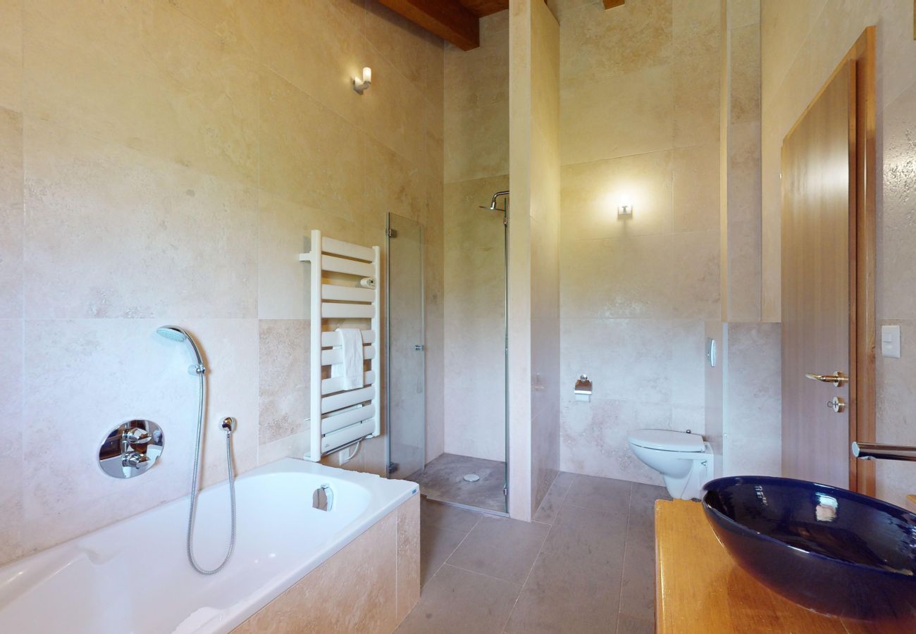 Badezimmer Chalet Axaari in Haute Nendaz in der Schweiz
