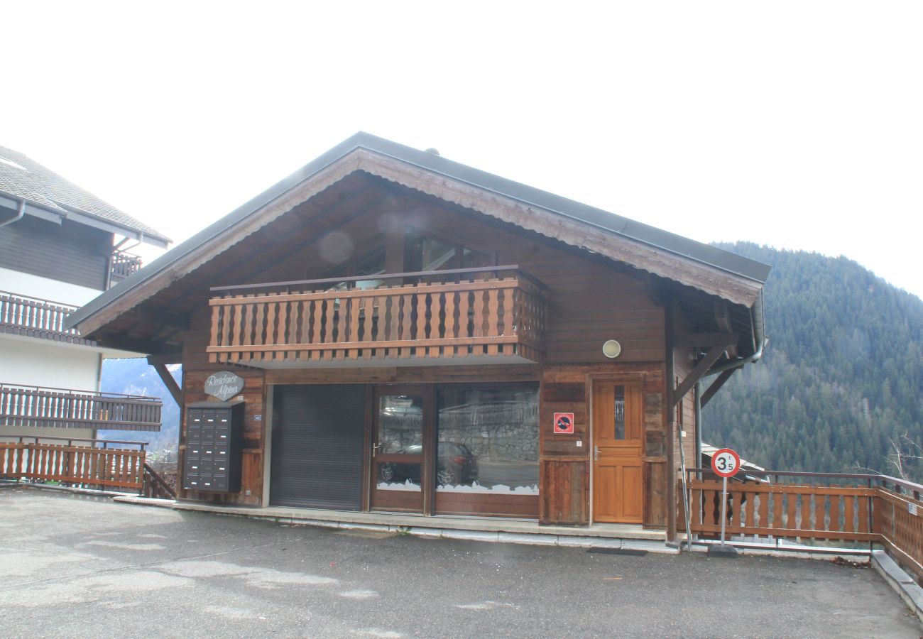 Ferienwohnung in Châtel - Alpina AL4 MOUNTAIN & QUIET 4 Pers