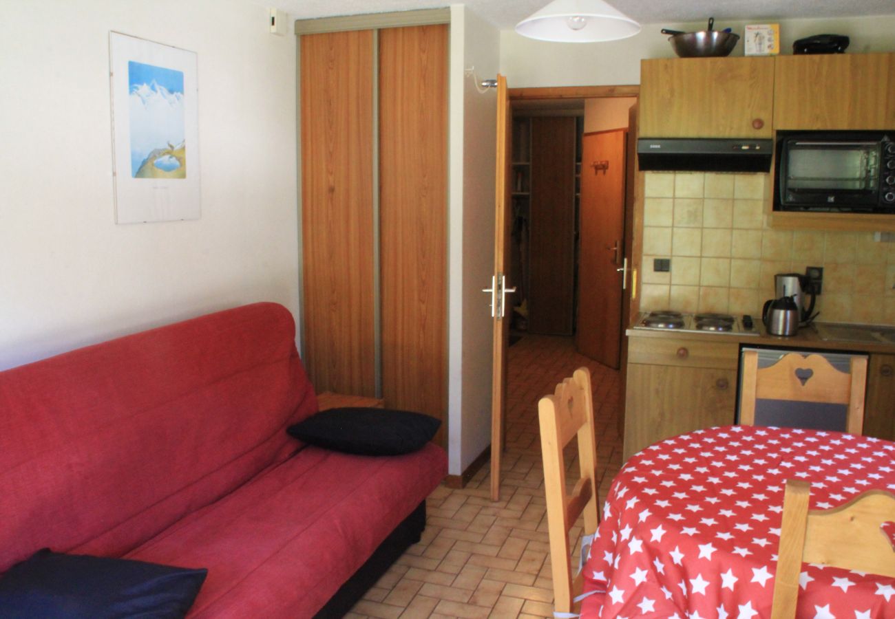 Wohnzimmer Wohnung Mermy MYB1 in Châtel in Frankreich