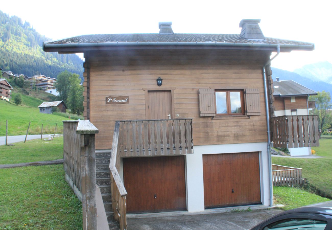 Chalet in Châtel - Chalet Ecureuil ECR CHARMING & NATURE 5 Pers.