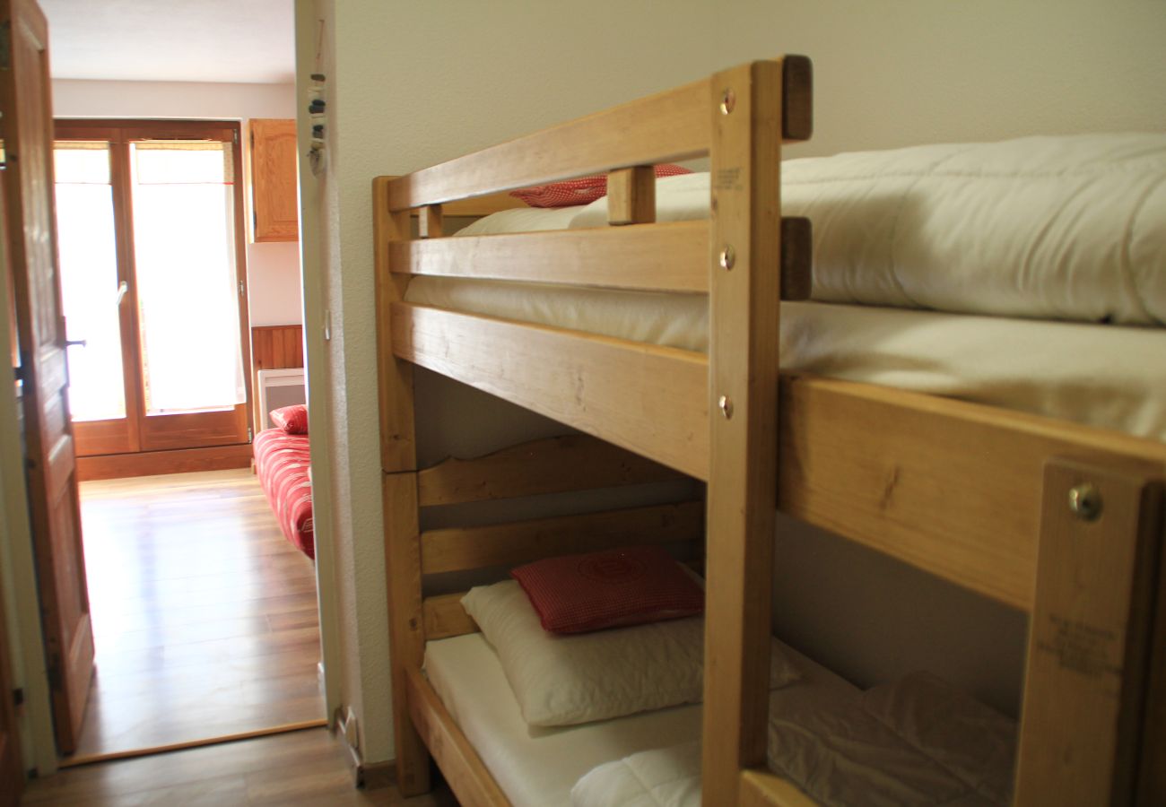 Schlafzimmer Apartment Gentianes GNA17 in Châtel, Frankreich