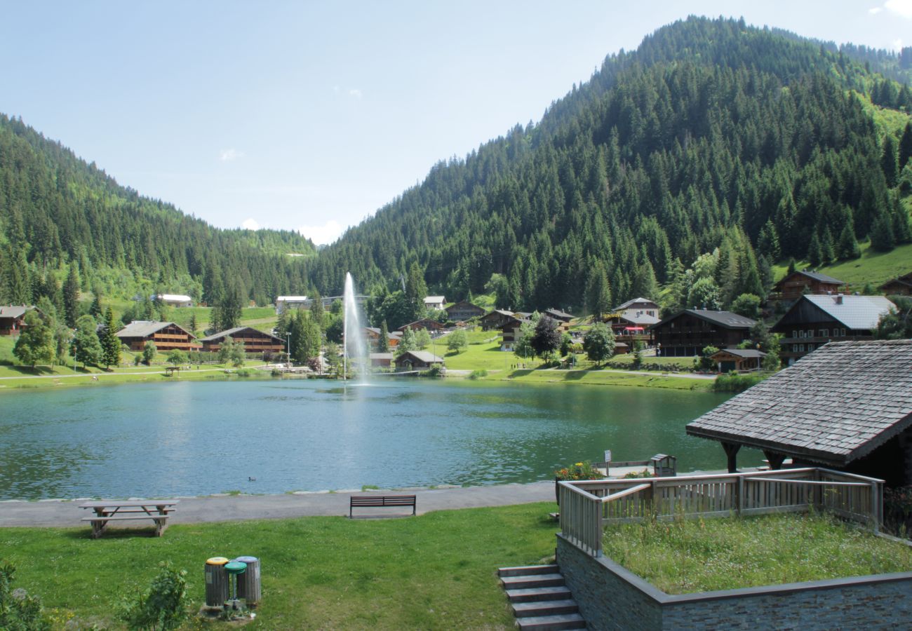 Sicht. Wohnung AP120 in Châtel in Frankreich