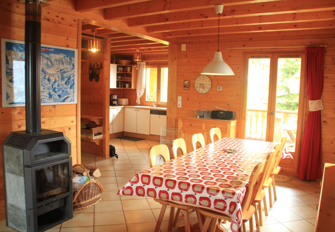 Esszimmer, Chalet MCL6 in Châtel in Frankreich