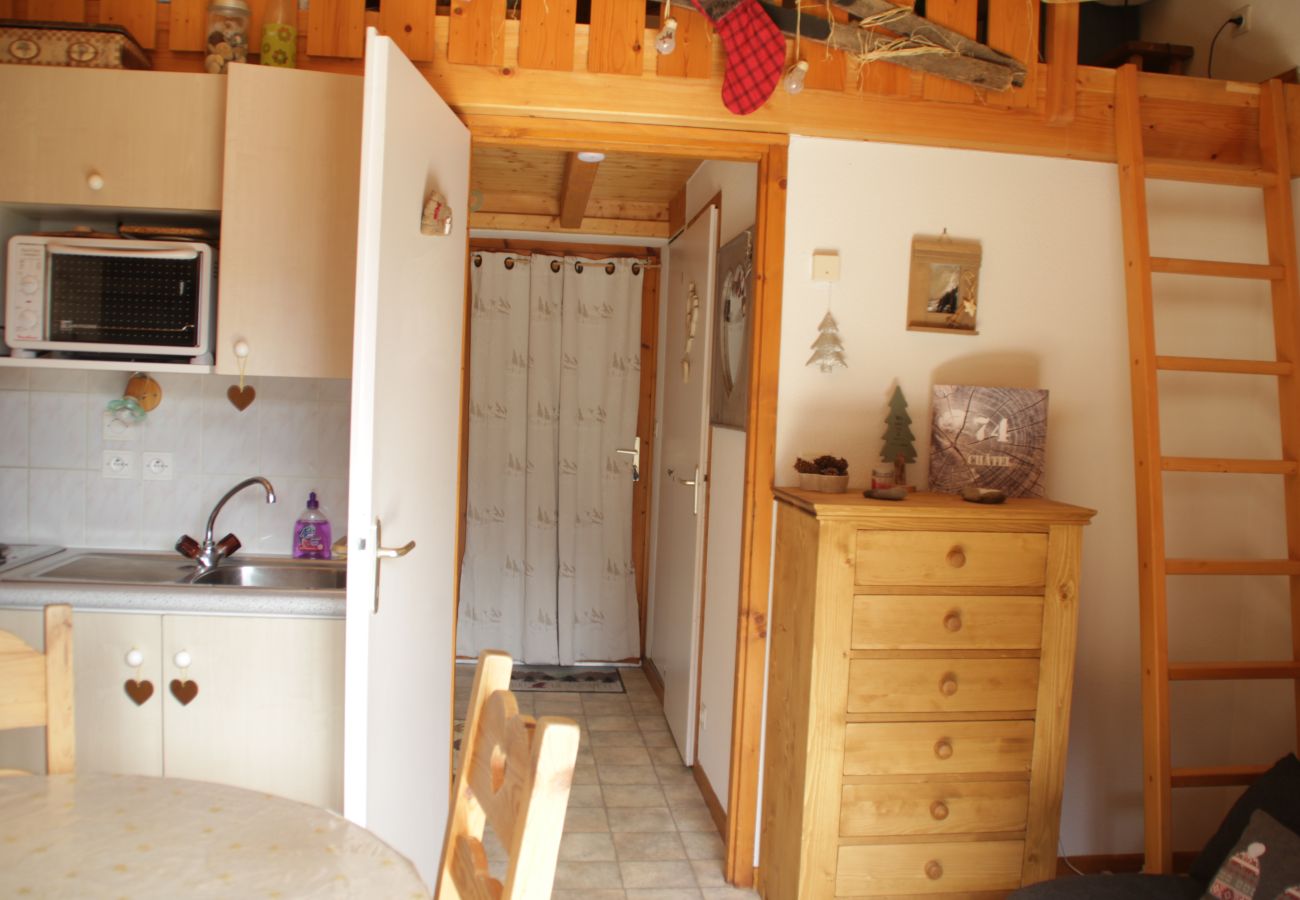 Küche, Wohnung FA18 in Châtel in Frankreich