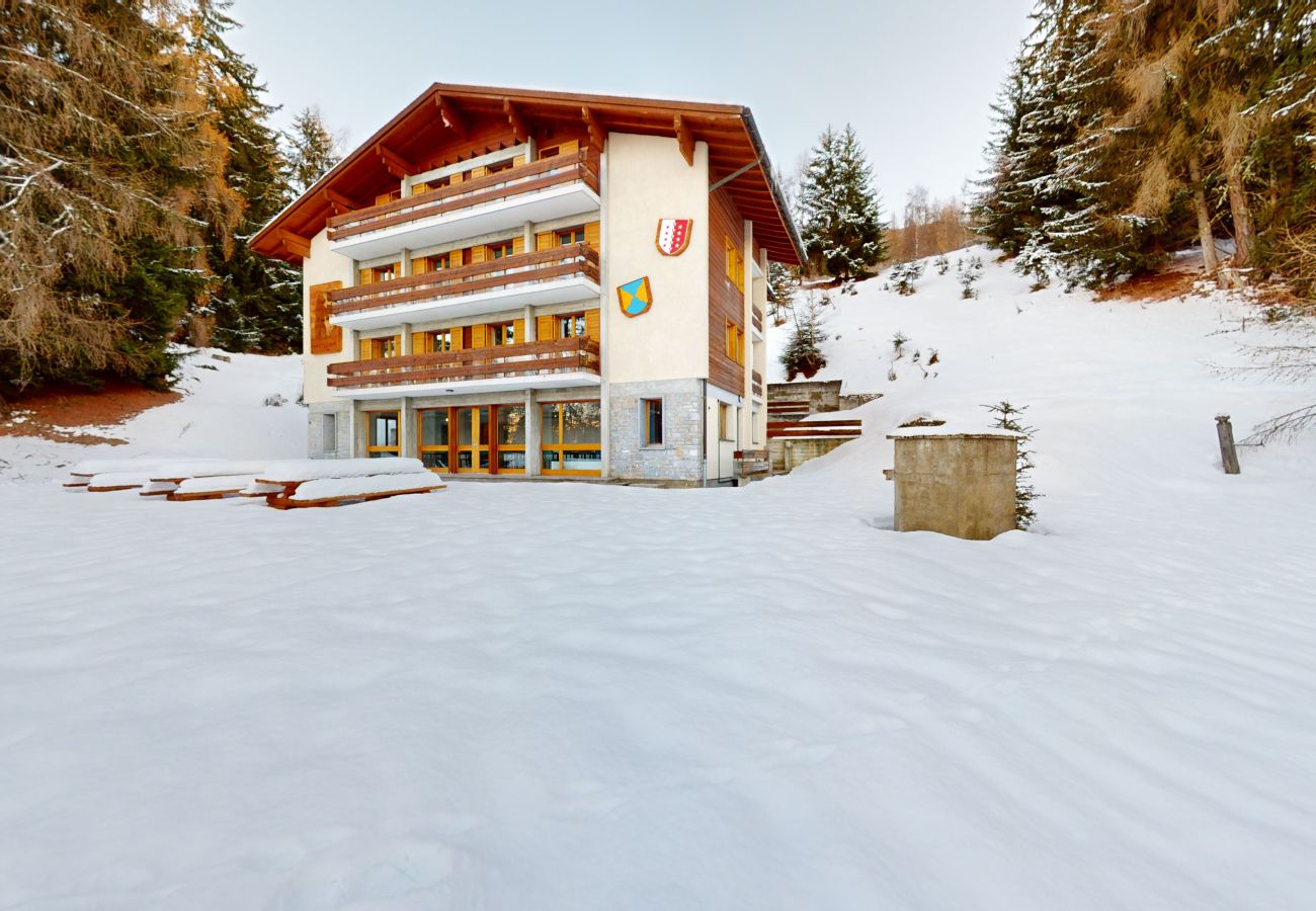 Zimmeranmietung in Les Agettes - Chalet de l'Ours NATURE 4 Etages 52 pers