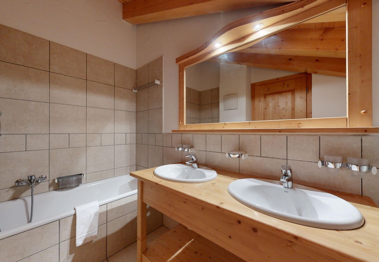 Salle de bain Appartement VA 050 à Veysonnaz en Suisse