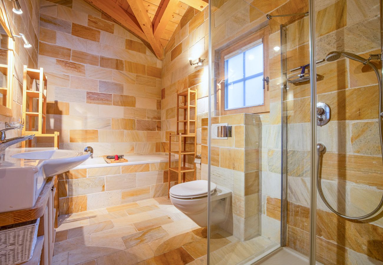 Salle de bain Chalet Nicande à Nendaz en Suisse