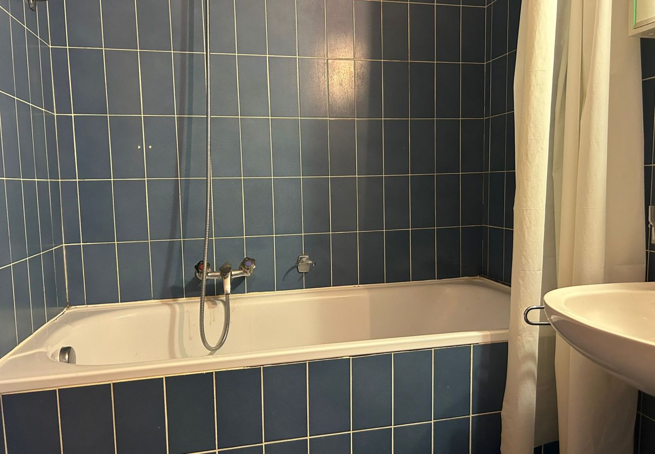 Bathroom Apartment D 012, in Veysonnaz, Switzerland