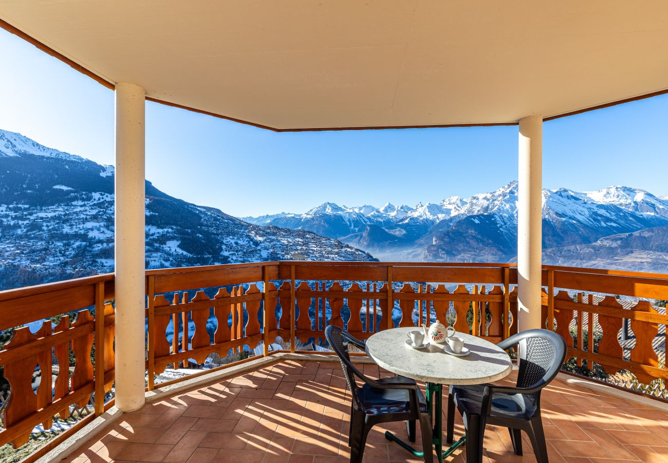 Balcony of Myosotis 10 apartment in Veysonnaz, Switzerland