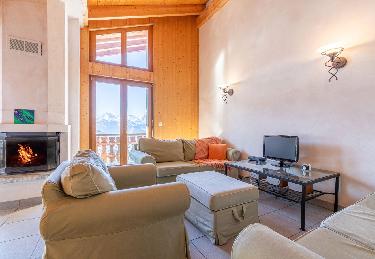 Living room of Balcons du Soleil Y2 221 apartment in Veysonnaz, Switzerland