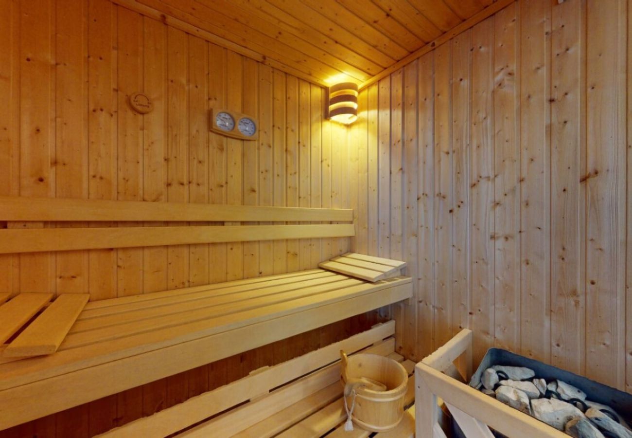 Sauna Chalet Miroslaw, Veysonnaz, Switzerland