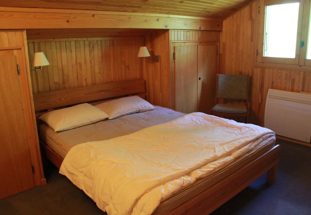 Bedroom Avoraz Petit Châtel 