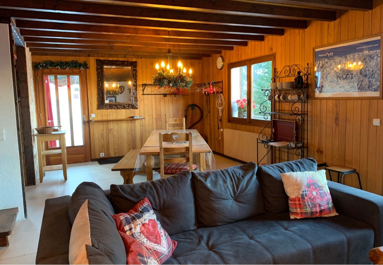 Chalet in Châtel - Chalet le Cairn CRN CENTER & TELECABINE 10 Pers.