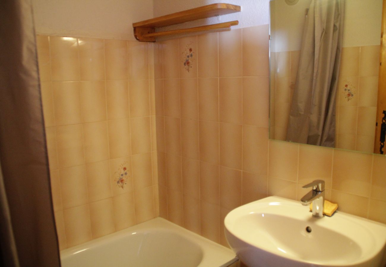 Bathroom, chalet MD25 in Châtel in France