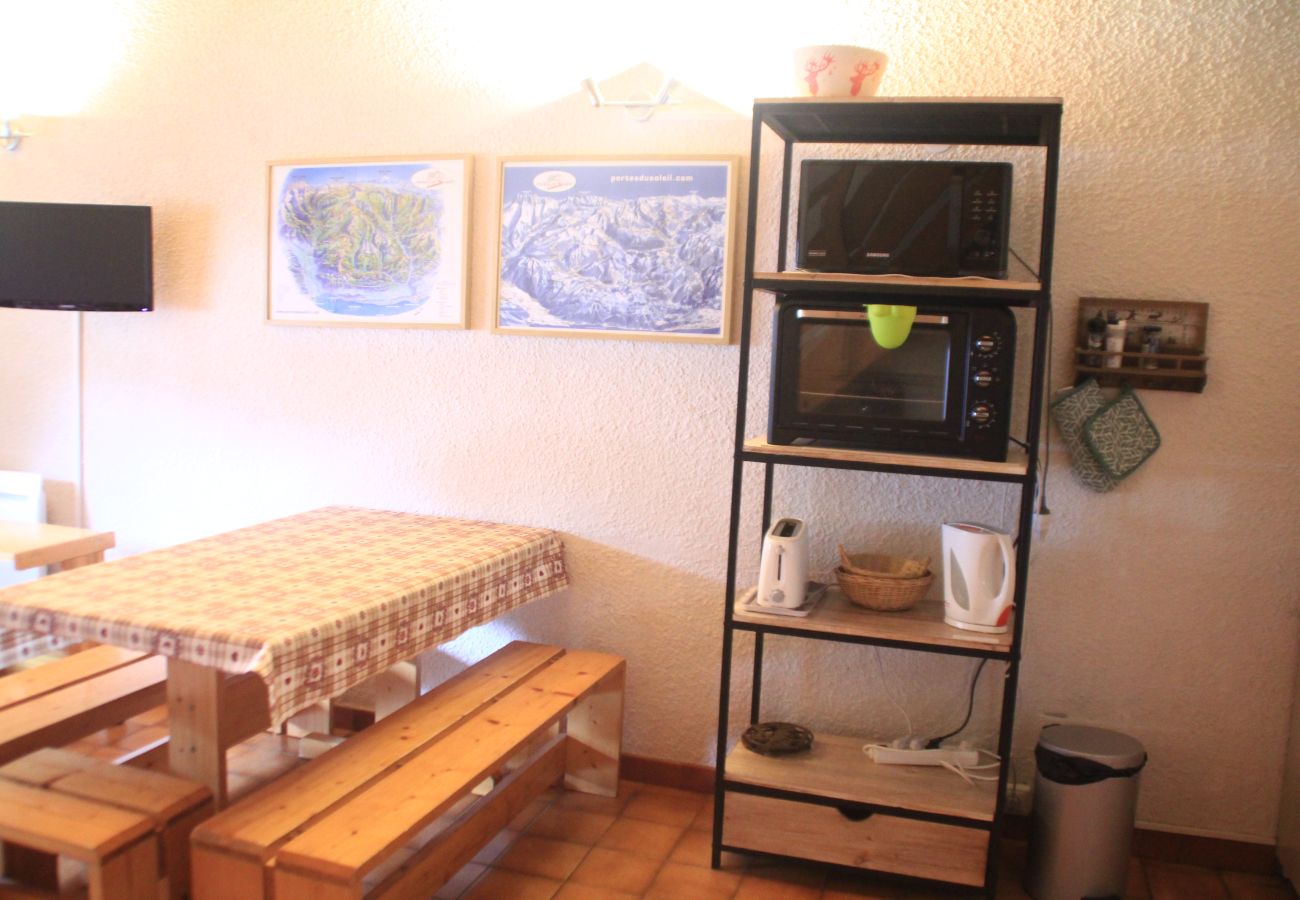 Dining room, apartment AP120 in Châtel in France