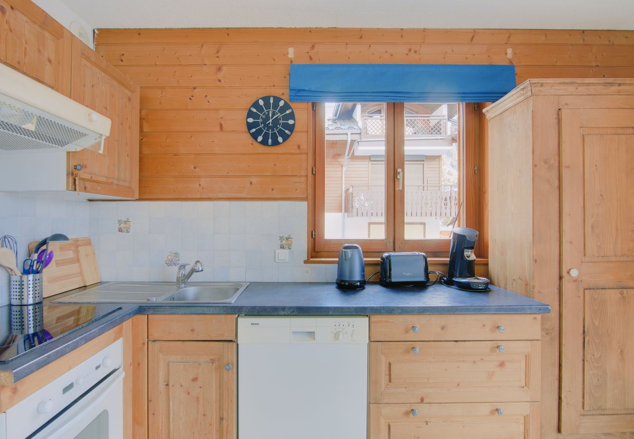 Kitchen Evasion in Châtel, France