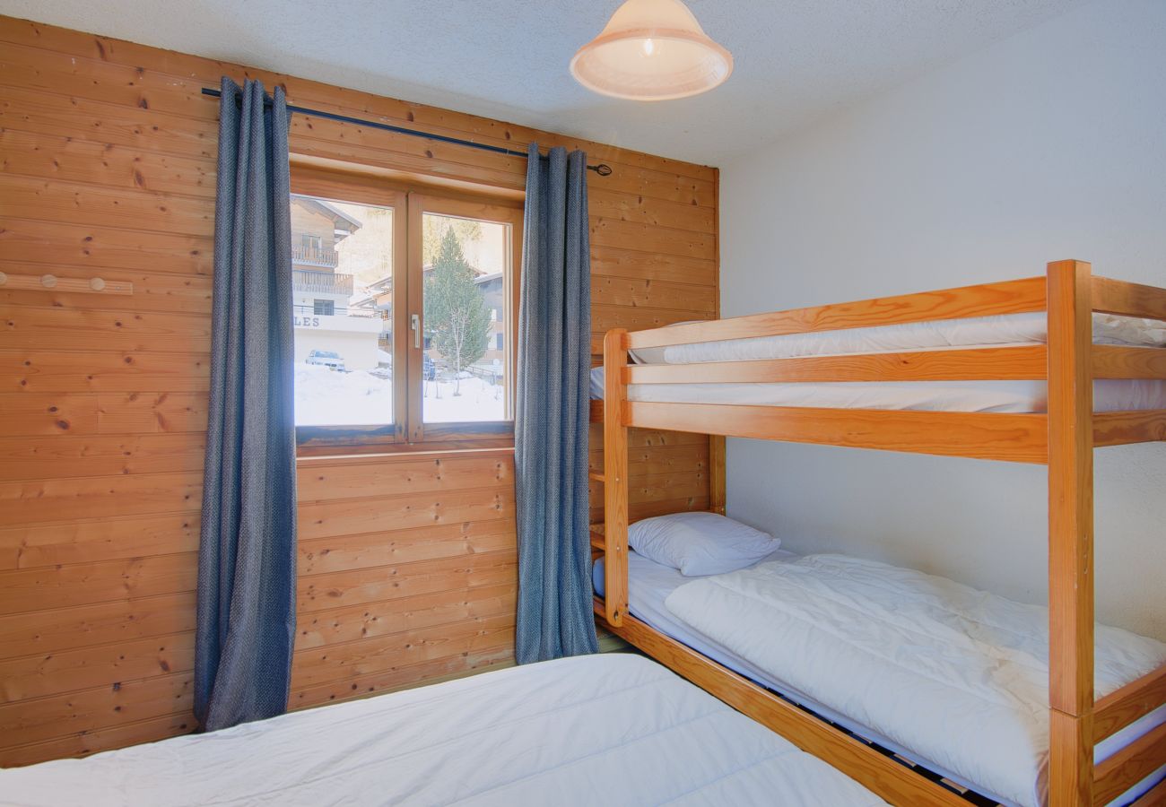 Evasion EV4 bedroom in Châtel, France