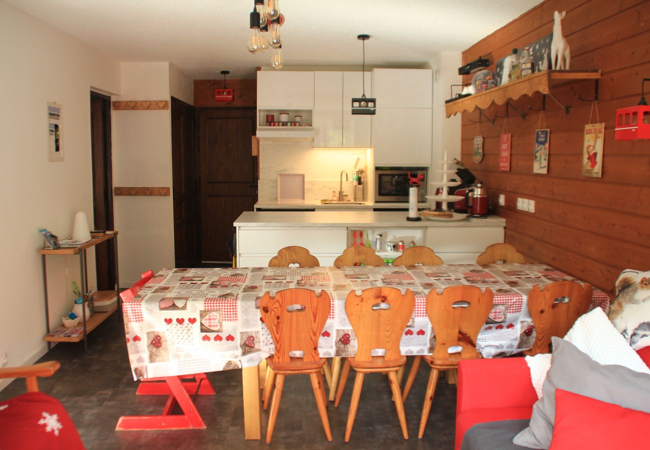 Dining room Moulin ML286 flat in Châtel, France 