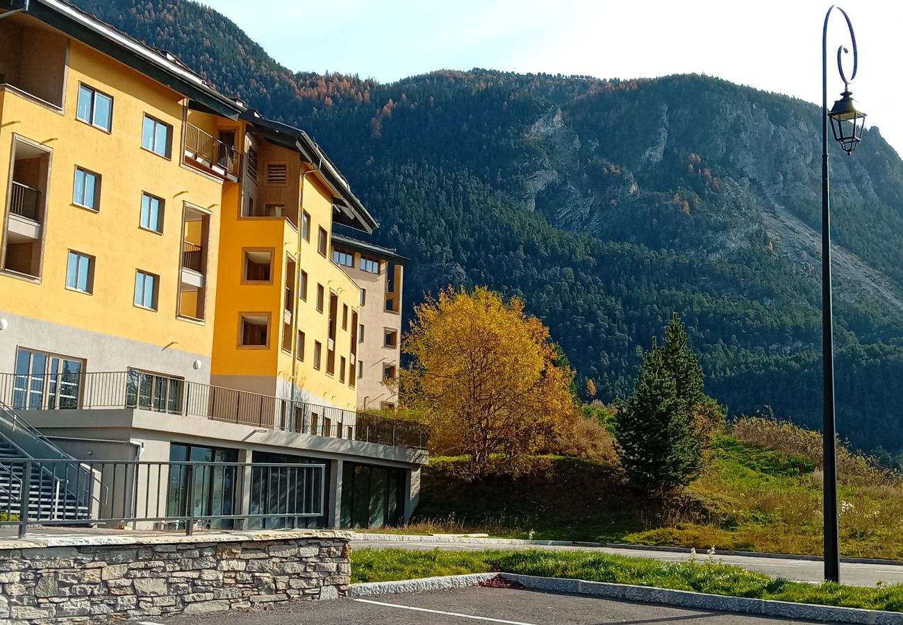 Apartment in Val Cenis - Terrasses D 300 - PARC NAT. VANOISE appart. 4 pers