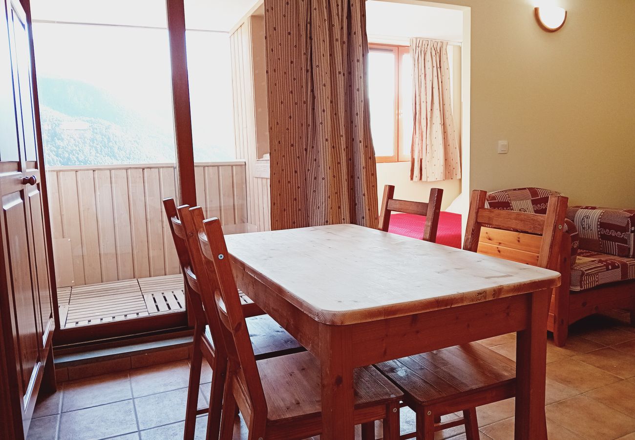 Apartment in Val Cenis - Terrasses D 306 - PARC NAT. VANOISE appart. 6 pers